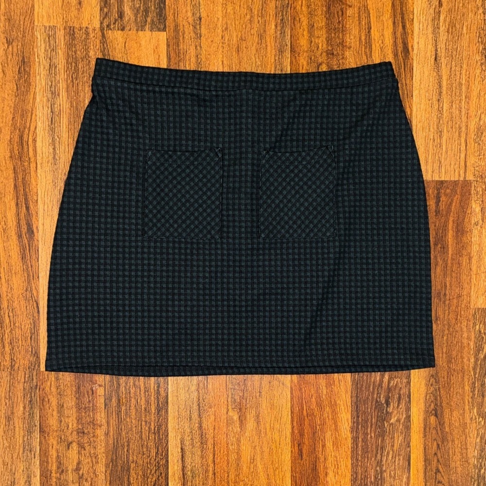 Rachel Roy Women 2XL Gingham Mini Skirt Green Black Checkered Back Pockets Knit